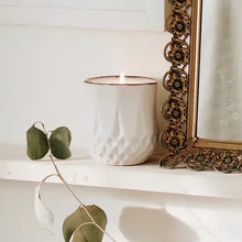 Load image into Gallery viewer, Astrid | Growing Candle, flower seed-label, eco-friendly: NEW! Wild Flowers
