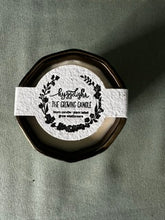 Load image into Gallery viewer, Bee Happy - Growing Candle Gift Set
