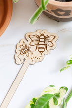 Load image into Gallery viewer, Bumble Bee Plant Stake
